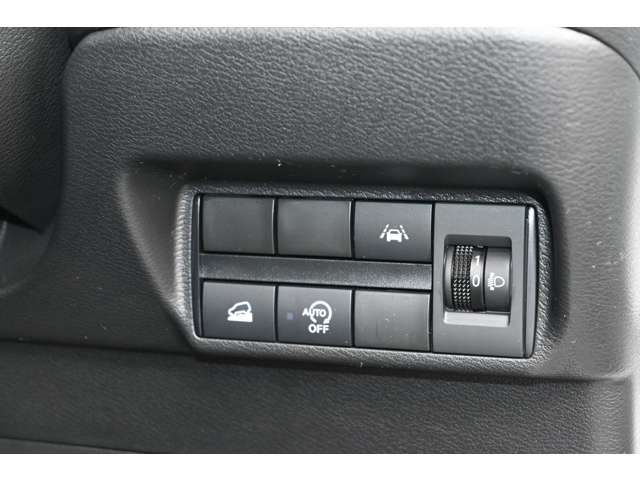 Mitsubishi eK X 11