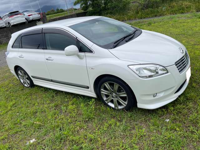 Toyota Mark X ZiO 7