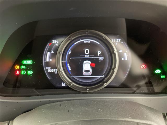 Lexus UX 12