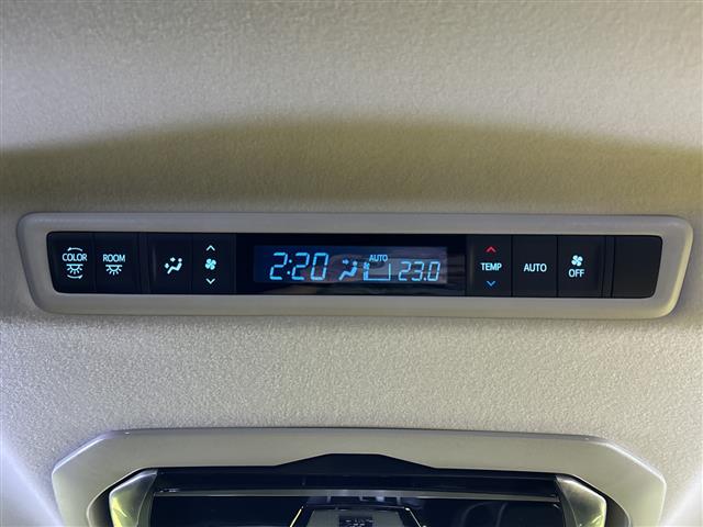 Toyota Vellfire 11