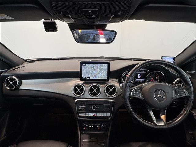 Mercedes-Benz GLA-Class 7