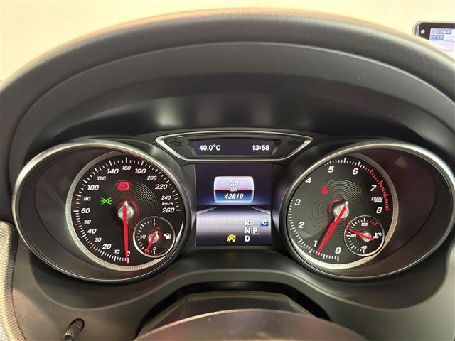 Mercedes-Benz GLA-Class 9