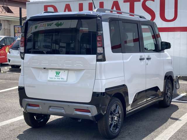 Mitsubishi Delica Mini 2