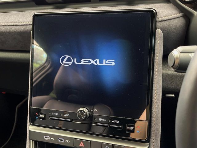 Lexus LBX 3