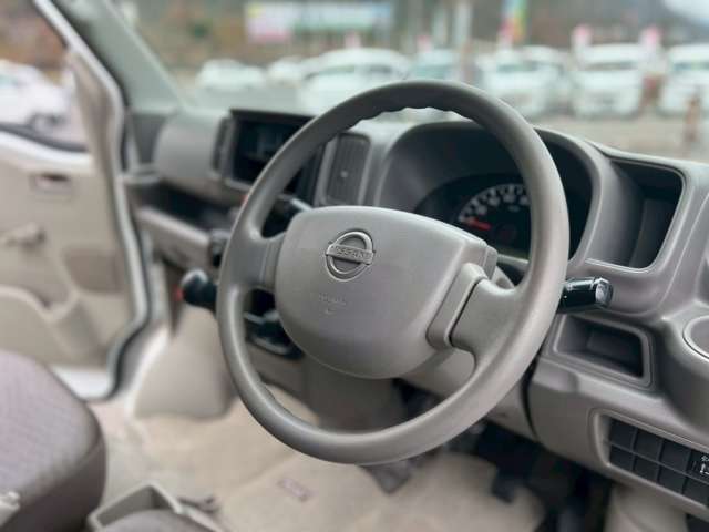 Nissan NV100 Clipper 9