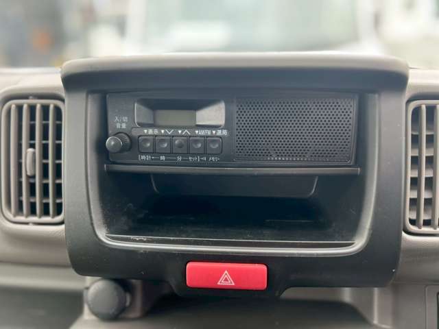 Nissan NV100 Clipper 10