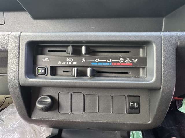 Toyota Pixis Truck 10