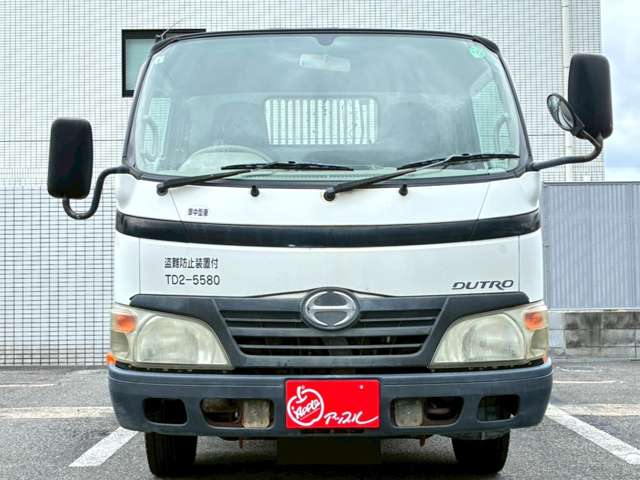 Hino Dutro 3