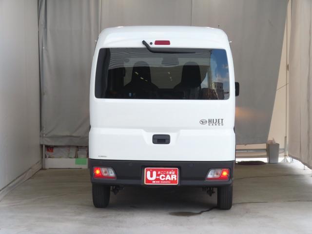 Daihatsu Hijet Cargo 5
