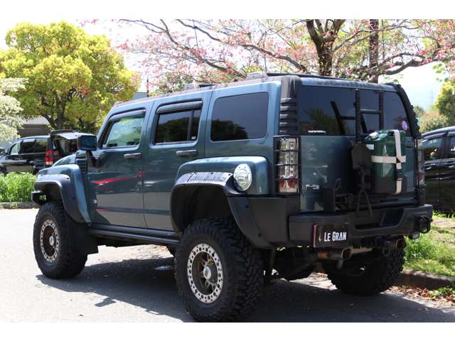 Hummer H3 2