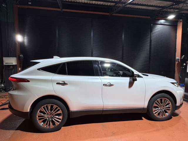 Toyota Harrier 8