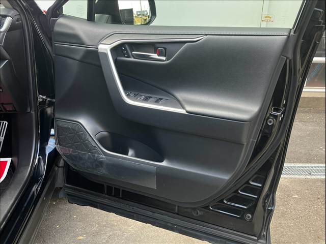 Toyota RAV4 10