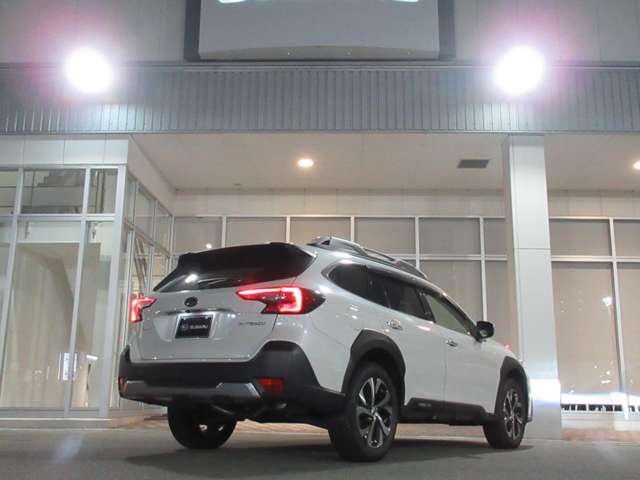 Subaru Legacy Outback 3