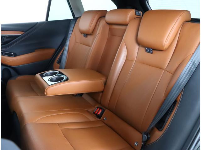 Subaru Legacy Outback 11