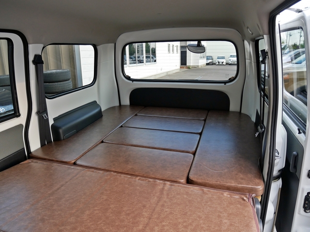 Toyota Town Ace Van 3