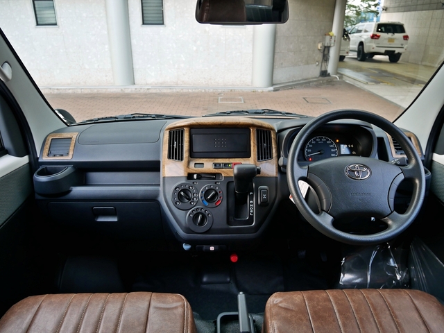 Toyota Town Ace Van 5