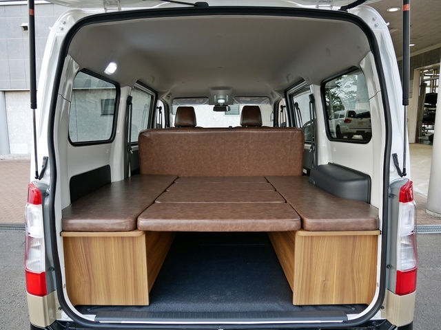Toyota Town Ace Van 10