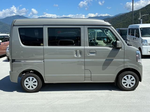 Suzuki Every 9