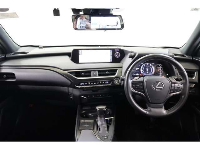 Lexus UX 4