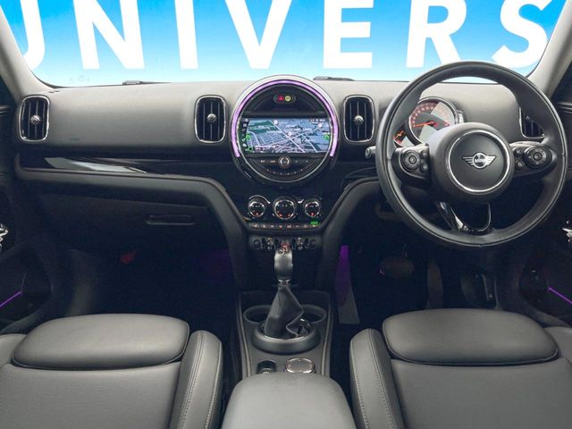 MINI Crossover 2