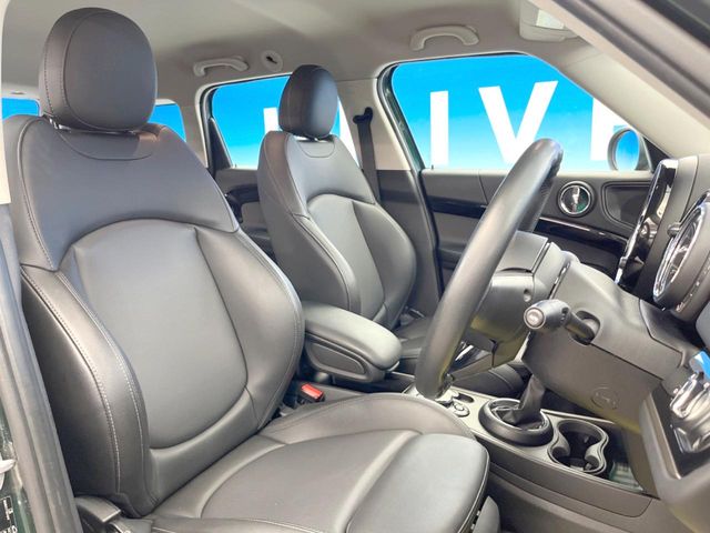 MINI Crossover 10