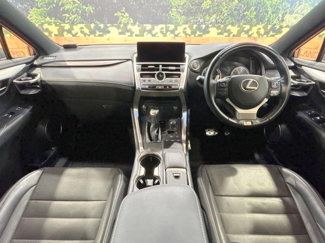 Lexus NX 2