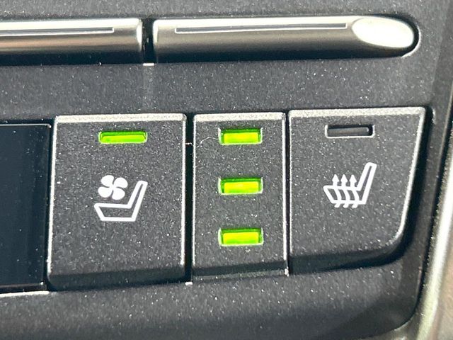 Lexus NX 6