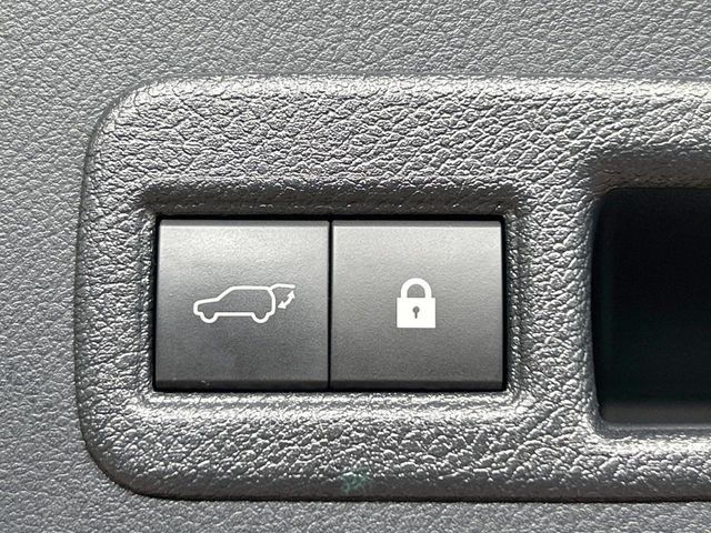 Lexus NX 7