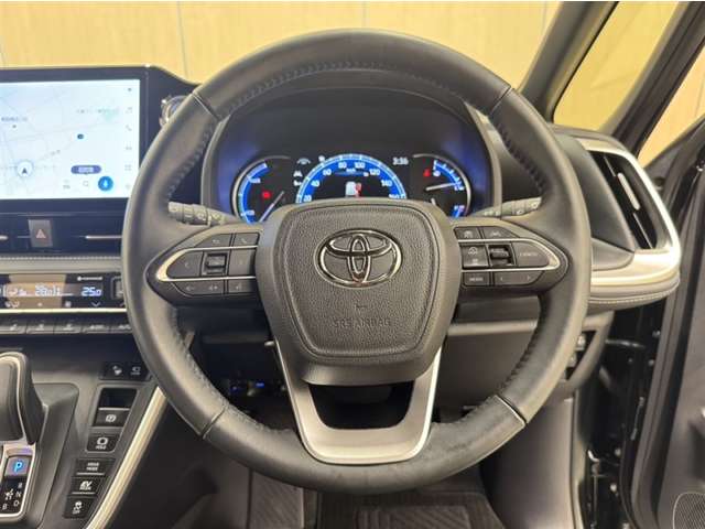 Toyota Noah 9