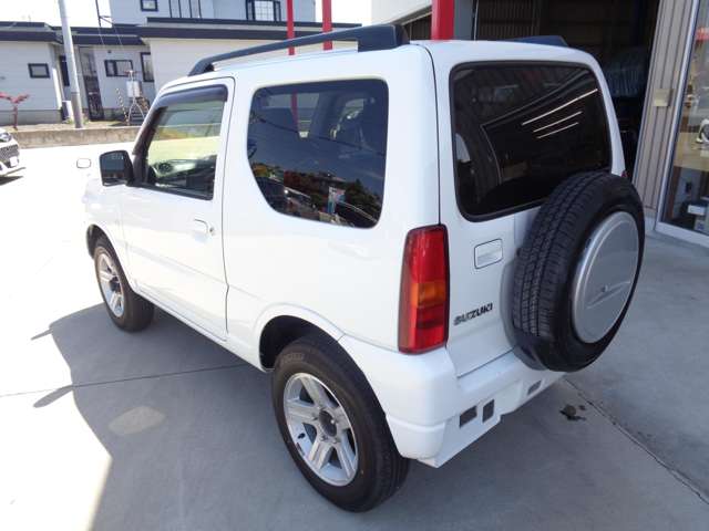 Suzuki Jimny 6