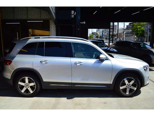 Mercedes-Benz GLB 10