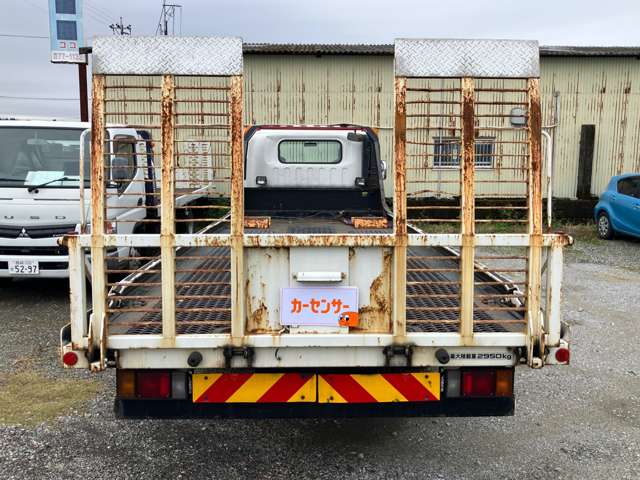 Isuzu Elf 11