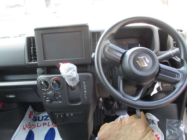 Suzuki Every 8