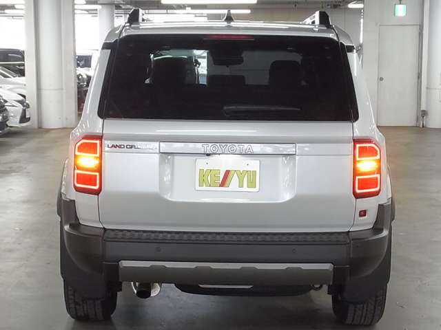 Toyota Land Cruiser 250 10