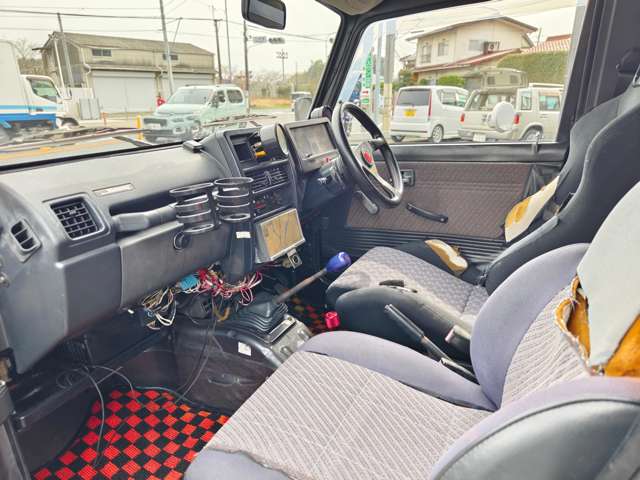 Suzuki Jimny 11