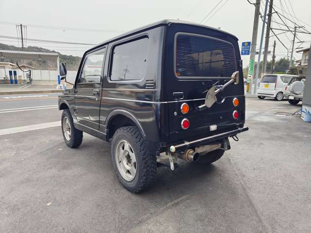 Suzuki Jimny 6