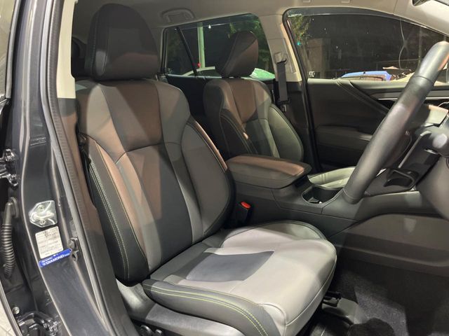 Subaru Legacy Outback 11