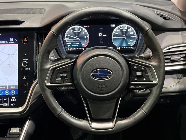 Subaru Legacy Outback 9