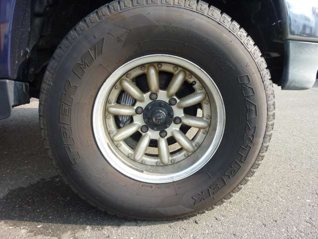 Toyota Hilux 11