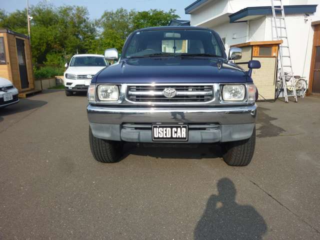 Toyota Hilux 3