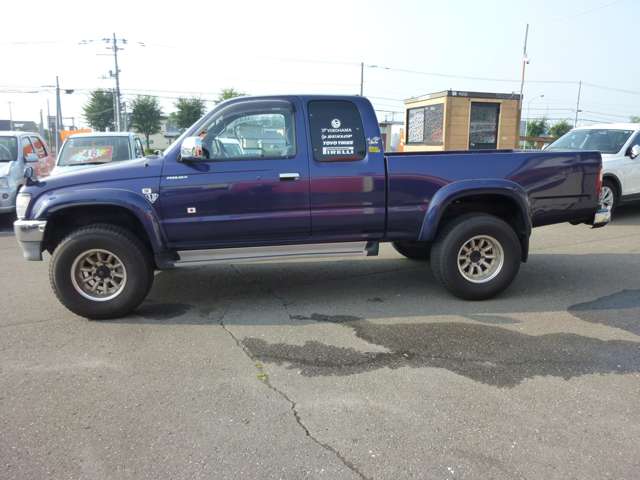 Toyota Hilux 9