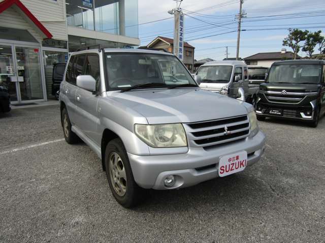Mitsubishi Pajero iO 5