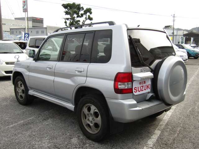 Mitsubishi Pajero iO 9