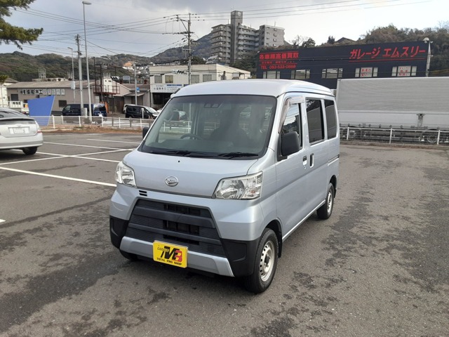 Daihatsu Hijet Cargo 3