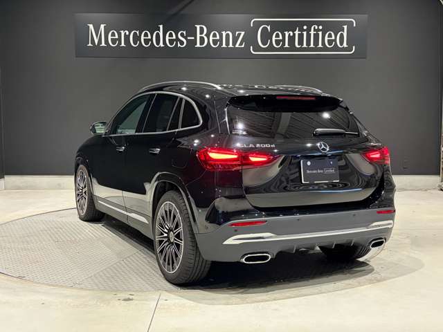 Mercedes-Benz GLA-Class 4
