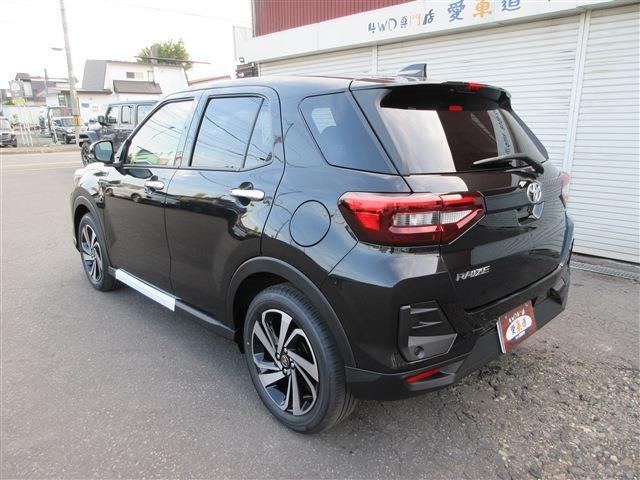Toyota Raize 6
