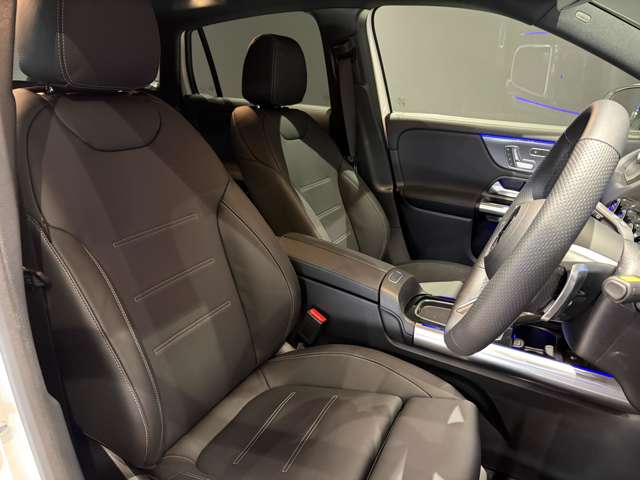 Mercedes-Benz GLA-Class 6