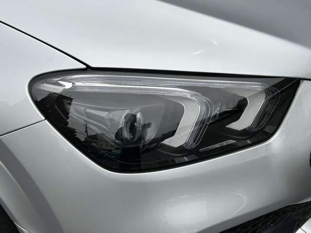 Mercedes-Benz GLE 10