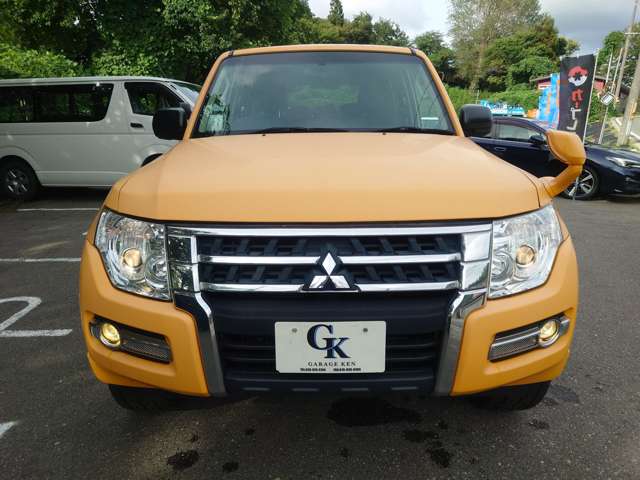 Mitsubishi Pajero 9