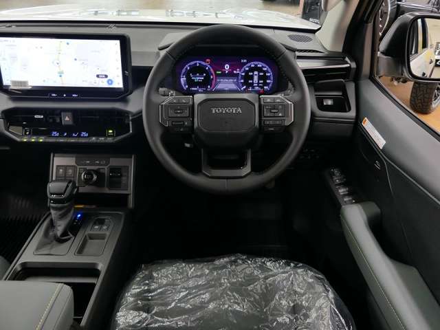 Toyota Hilux 12